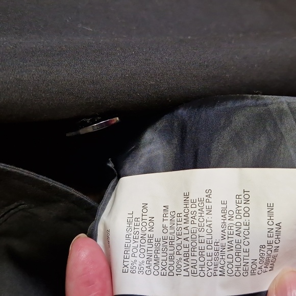 Black vintage trench coat with khaki detail - Picture 9 of 12